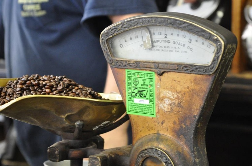 Почему бариста используют весы для кофе и нужны ли они вам